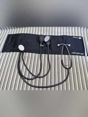 Manual Blood Pressure Monitor Kit w/ Stethoscope Adult Cuff Latex Free
